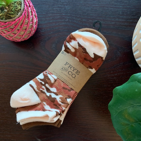 Frye Accessories - Frye women’s 5 pack no show socks NWT